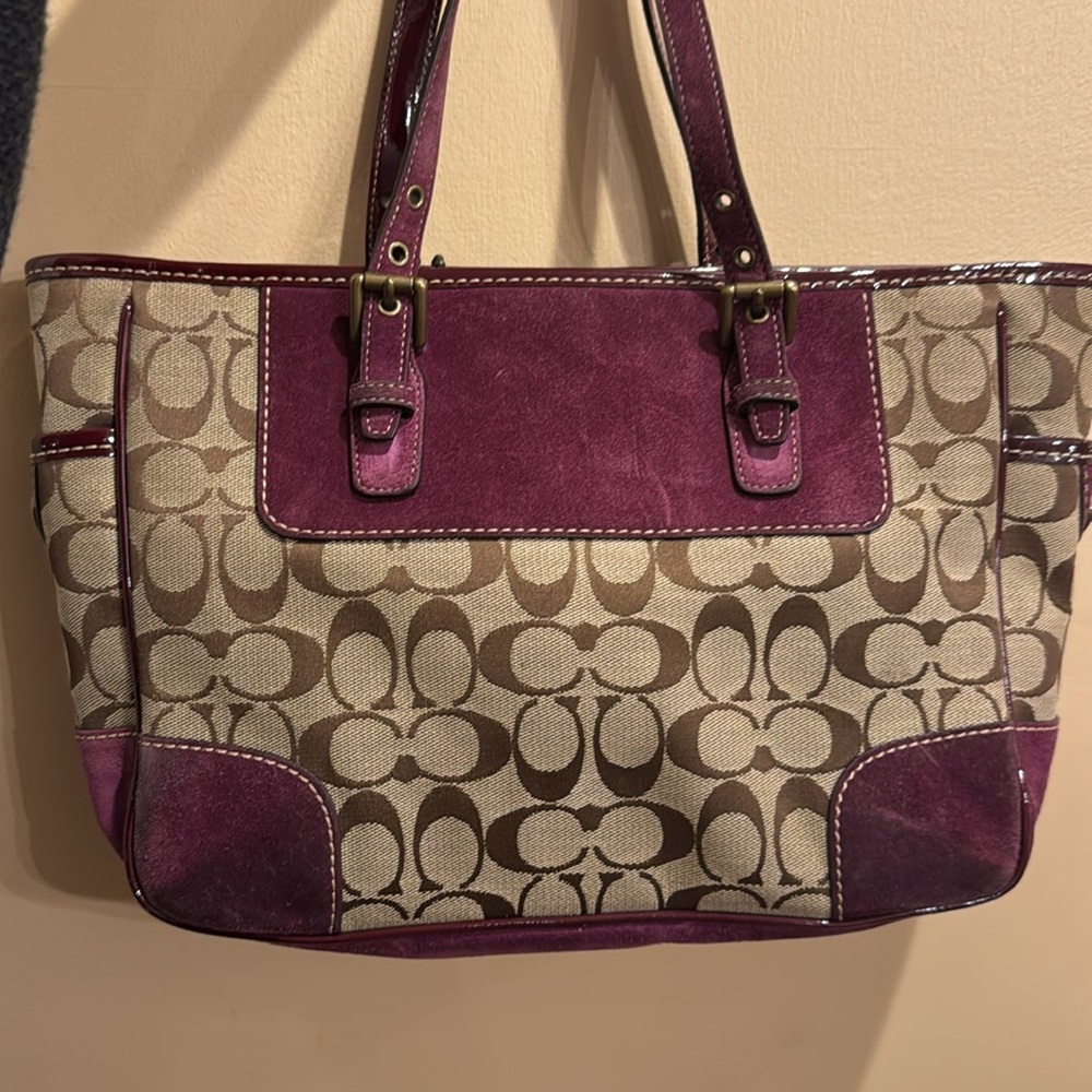 Coach Tote - Picture 2 of 5